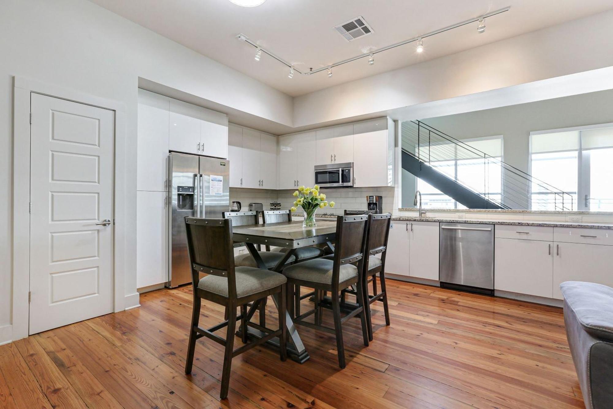 Upscale Condos And Penthouses Close To Canal And Bourbon St New Orleans Dış mekan fotoğraf
