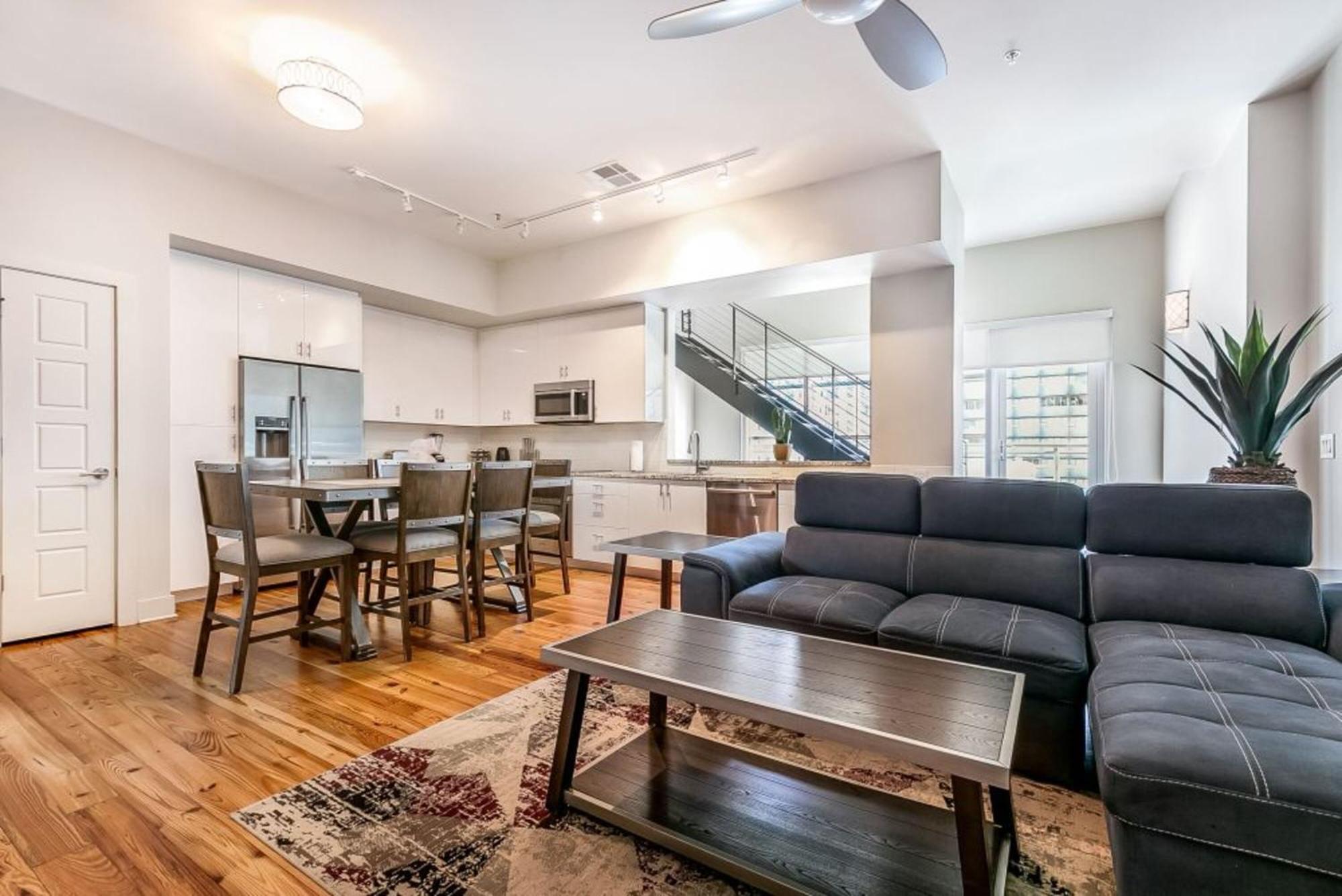 Upscale Condos And Penthouses Close To Canal And Bourbon St New Orleans Dış mekan fotoğraf